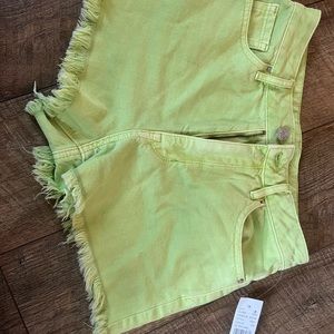 LIME GREEN PACSUN SHORTS, SIZE 25,